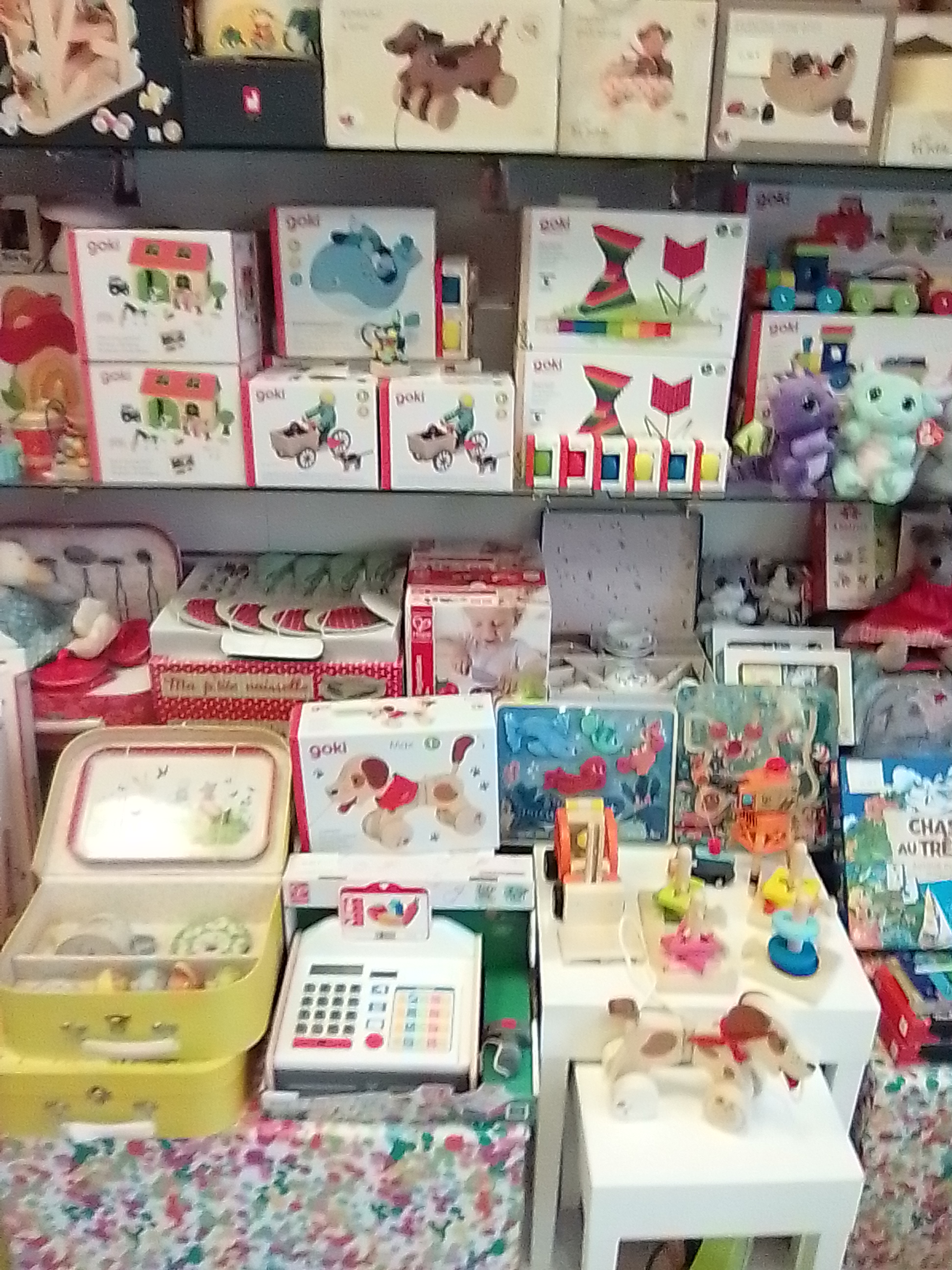 intérieur de la boutique parisienne